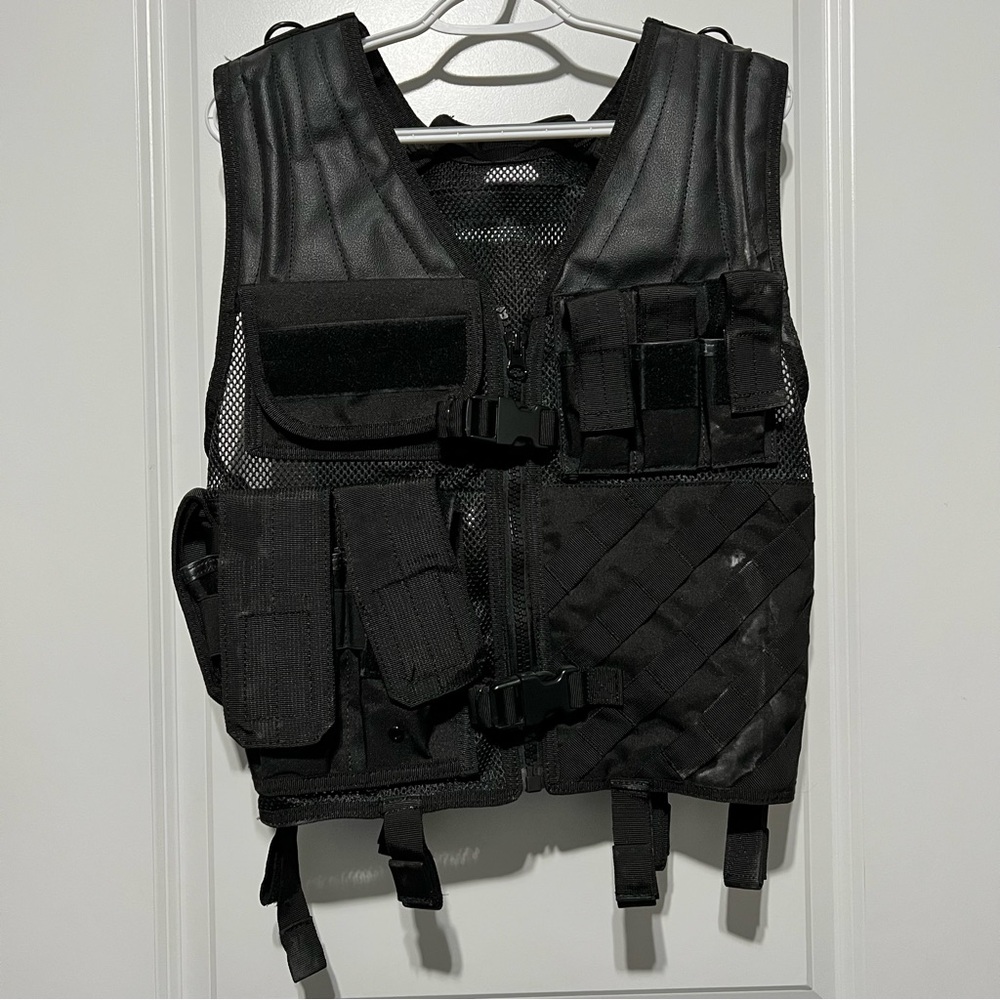 Fox Tactical Plate Carrier Vest Airsoft Paintball Outdoor Range with Pouches